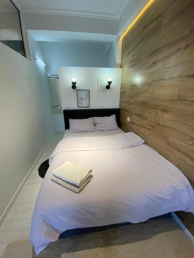 New Double Room Luxury Apartment In The Center คีชีเนา ภายนอก รูปภาพ