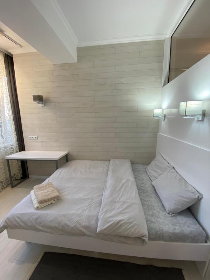New Double Room Luxury Apartment In The Center คีชีเนา ภายนอก รูปภาพ