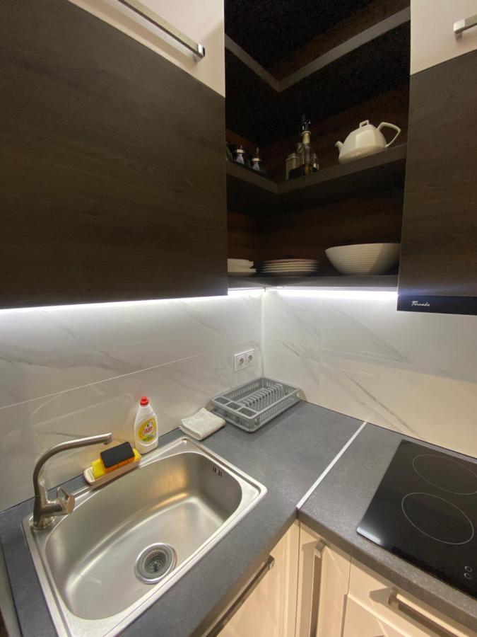 New Double Room Luxury Apartment In The Center คีชีเนา ภายนอก รูปภาพ