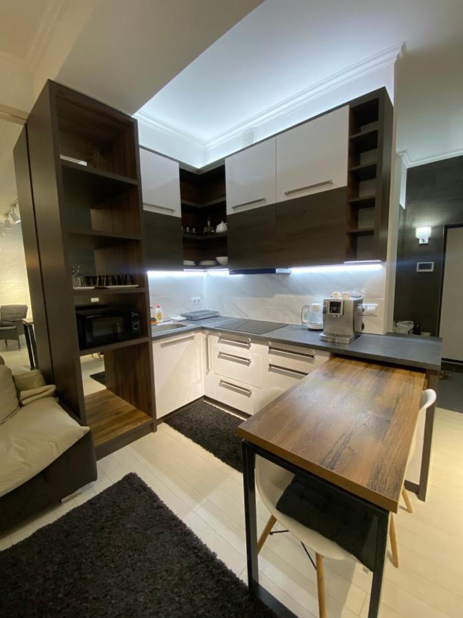 New Double Room Luxury Apartment In The Center คีชีเนา ภายนอก รูปภาพ